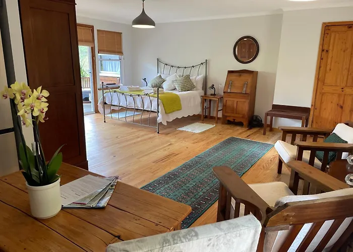 Ixia Studio-Serene, Solar, Pet Friendly, Garden And Valley Views