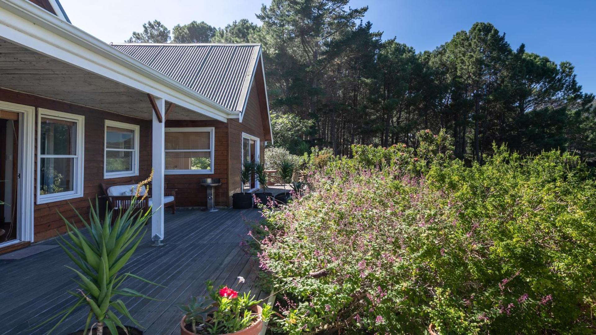 Ixia Studio-serene, Solar, Pet Friendly, Garden And Valley Views